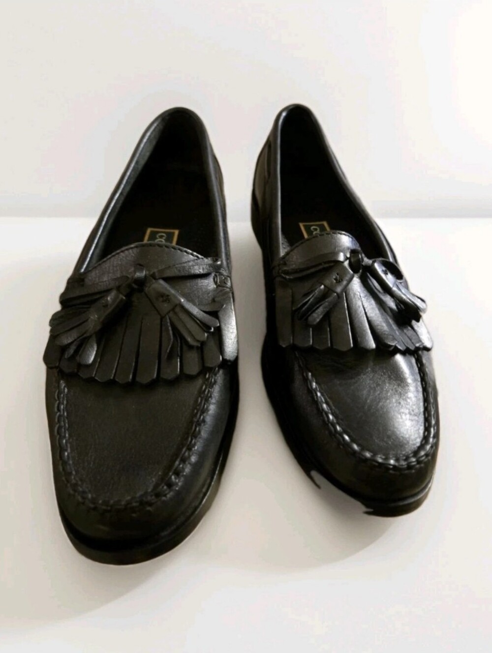 Cole Haan Loafers Black Leather Tassel Kiltie Pinch Round Toe Shoes Sz 8.5